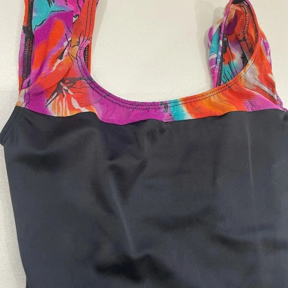 Class In Leotard Size Small Black and Floral Cap Sleeve - Picture 2 of 4